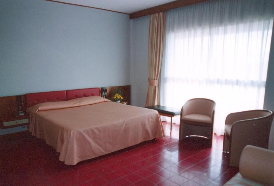 Park Hotel バイア・ドミツィア 部屋 写真